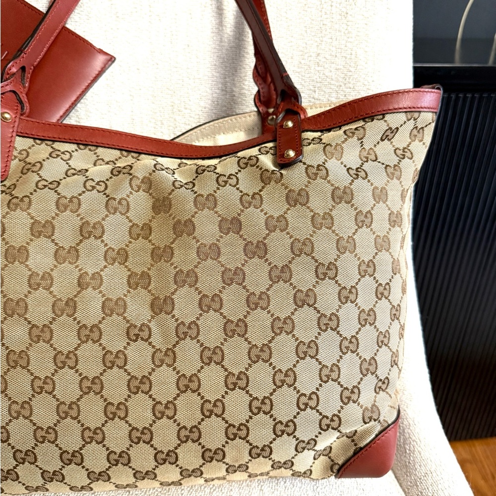 Gucci authentic brown canvas tote bag with brown leather with clutch - Picture 11 of 15